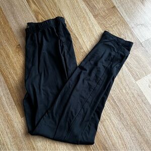 Cuddl Duds Youth Boys’ Polycare Spandex Baselayer Leggings
• Size Large (Youth)